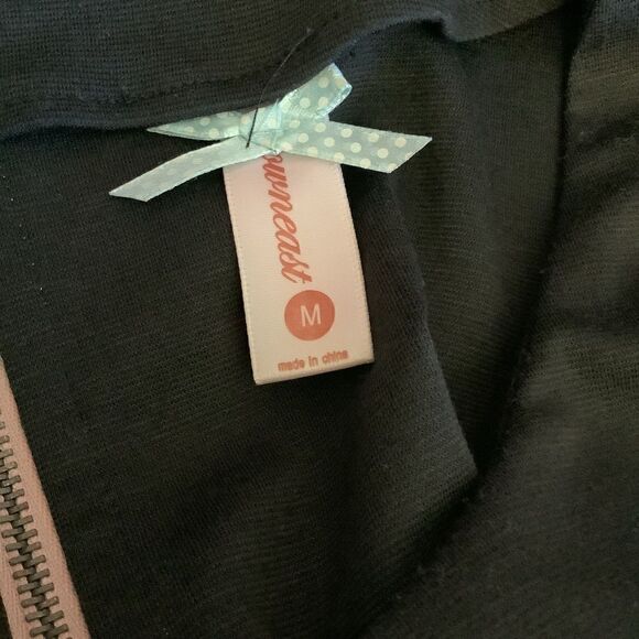 DownĀ EastāLittleāBlackāDressāš - Picture 5 of 5